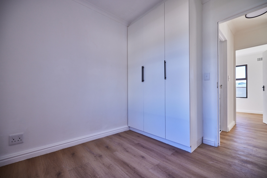 3 Bedroom Property for Sale in Milkwood Park Western Cape